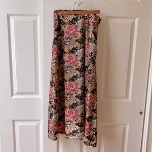 Forever 21 Floral Print Maxi Skirt